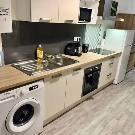 Maison 3 - 600m Metro Marbrerie - Lille Дом отдыха *