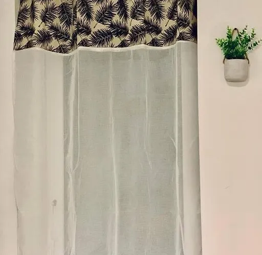 Maison 3 - 600m Metro Marbrerie - Lille Holiday home *