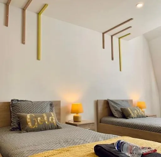 Holiday home Maison 3 - 600m Metro Marbrerie - Lille Mons-en-Baroeul